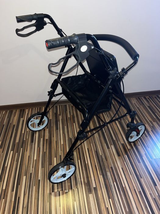 Chodzik - podpórka czterokołowa aluminiowa