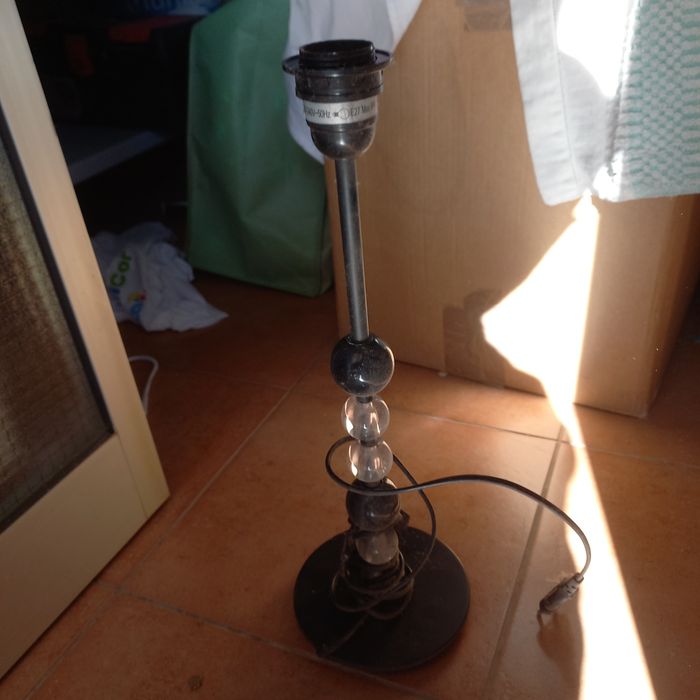 Candeeiros em bom estado