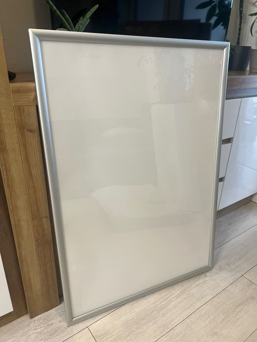 Sprzedam ramkę do menu z podświetleniem LED 70 / 100cm.