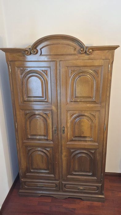 Móveis de quarto de solteiro em madeira maciça