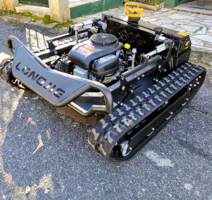 Corta Mato telecomandado