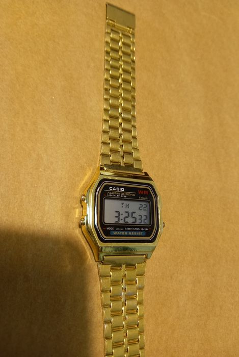 Relogio Casio dourado - Entrega em 24 horas!