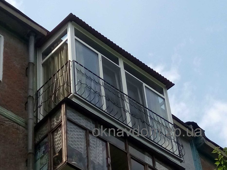 Балкон с разваркой. Балкон под ключ. Євідновлення. Внутенняя отделка