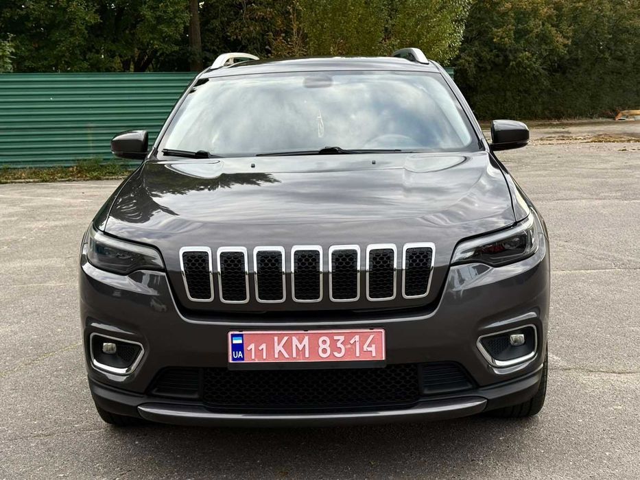 Продам Jeep Cherokee