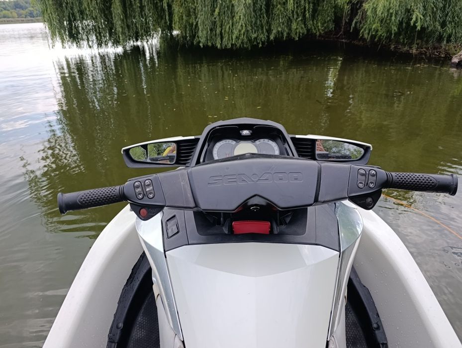 Гідроцикл BRP GTX LIMITED 300+ кінських сил