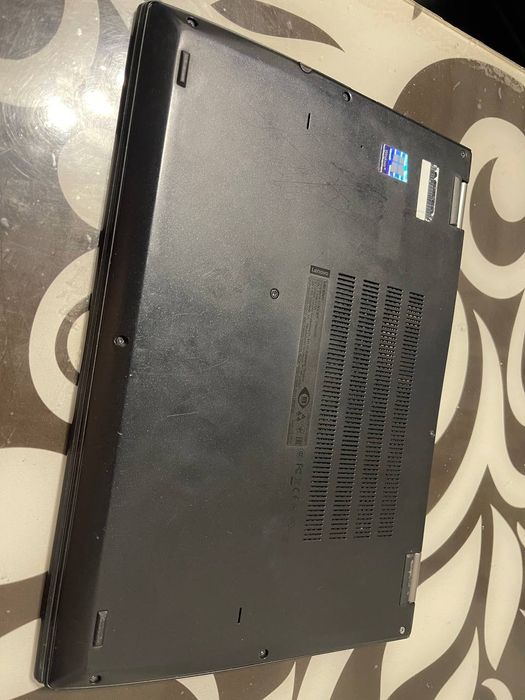 Lenovo ThinkPad Yoga 370 / i5 / 8GB / SSD / сенсорный / стилус / идеал