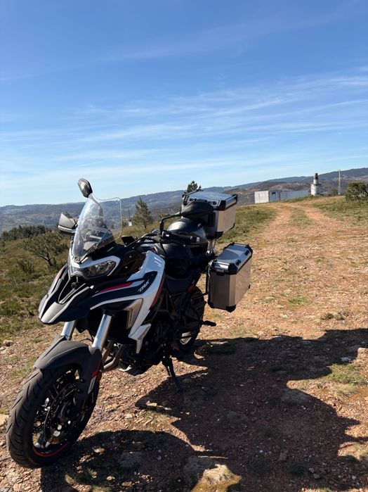Benelli Trk 702 Como nova
