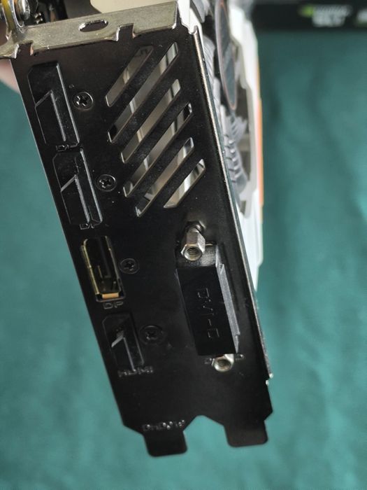 Gigabyte GeForce GTX 1080Ti Gaming OC 11G