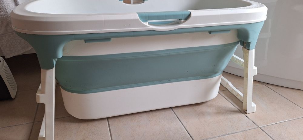 Banheira retrátil/ desdobrável
