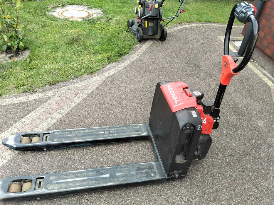 paleciak wózek paletowy elektryczny