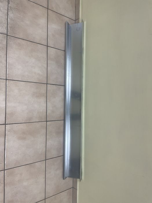 Sprzedam osłonę świateł do przyczepki 125 cm Ocynk