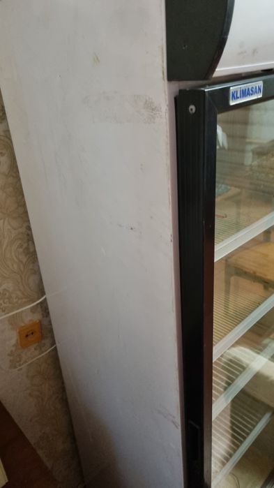 Холодильник Вітрина