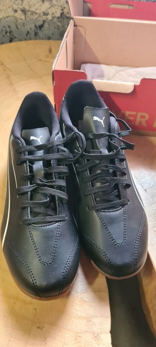 Nowe buty  halówki Puma 39 25 cm wkładka