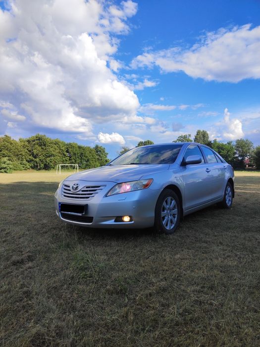 Toyota Camry 40 2.4 офіційна максимальна комплектація шкіра дерево люк