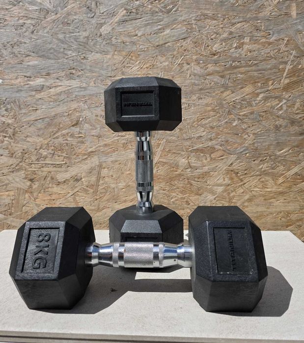 (Reservado) Haltere 8 kg hexagonais novo