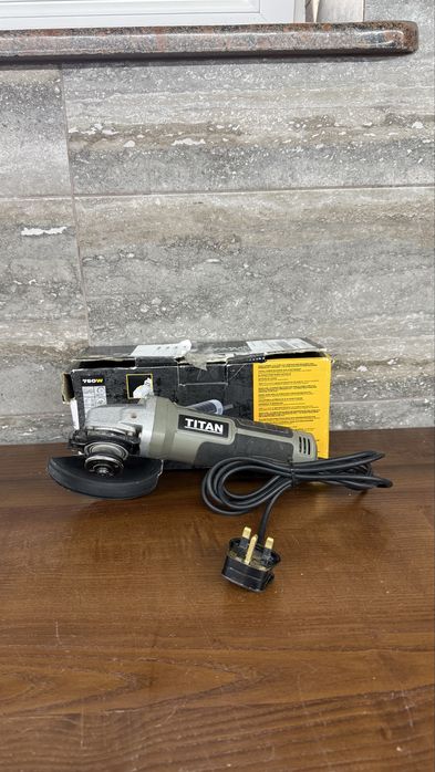 Болгарка (УШМ) TITAN TTB878GRD 750вт. (з Англії)
