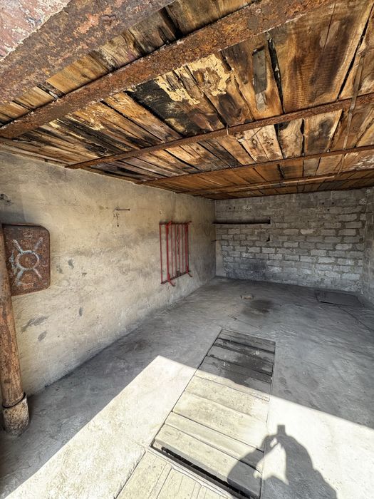 Гараж в кооперативі "Саксаганець"