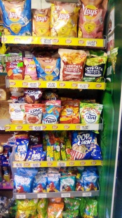 ПРОДАЖ - ОРЕНДА.  Магазин - бар. Заставна,вул.Бажанського.