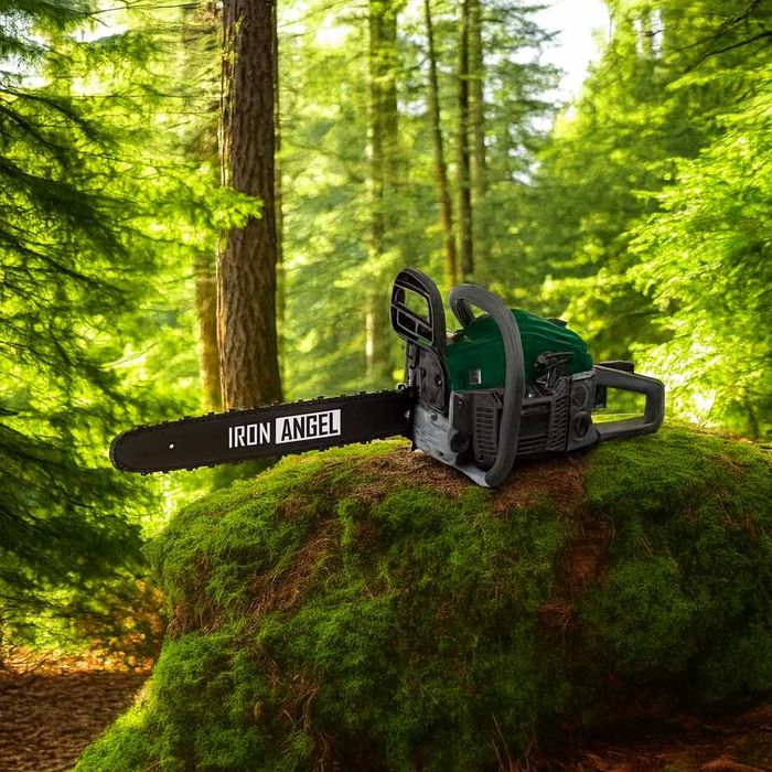 Бензопила Iron Angel CS 450 / 3.9 к.с. / шина 45 см / 2-х тактна