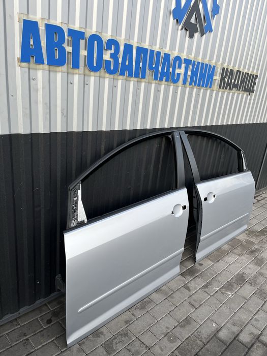 Дверь/двері перед праві ліві гольф 5 +/golf plus golf 6+
