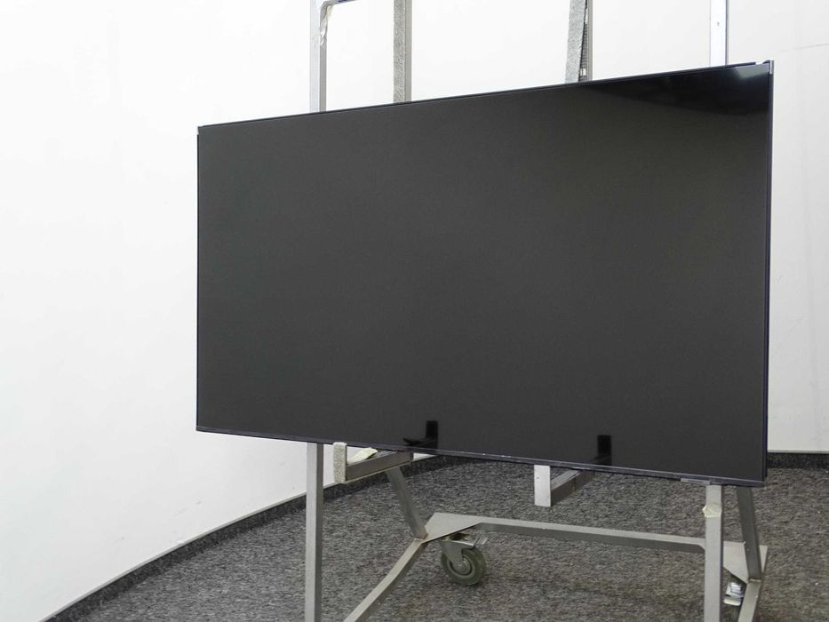 Telewizor Samsung QLED QE50Q67AAU nowy