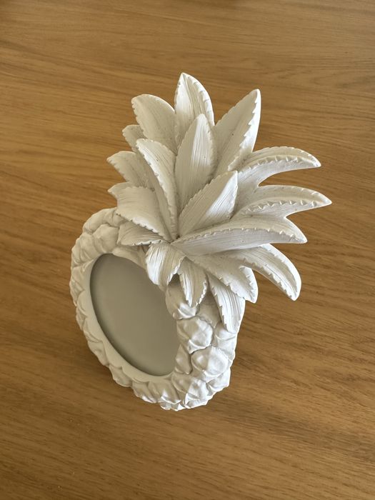 Pineapple White Frame64551408376194122