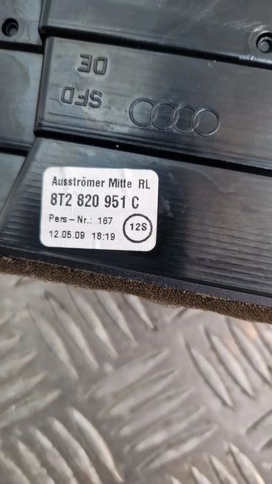 Conduta de ar / Arejador / Difusor de ar Audi A4 B8