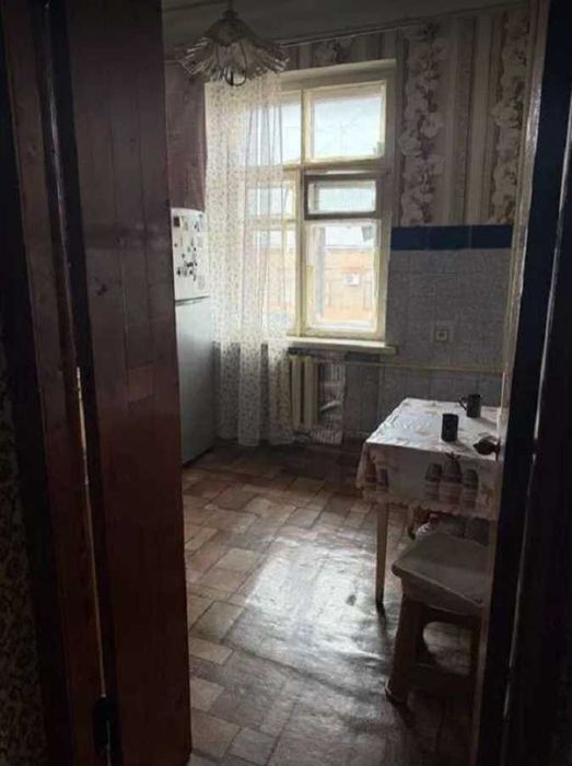 Продається 2-кімнатна квартира.Центральний ринок.55 м2.DD