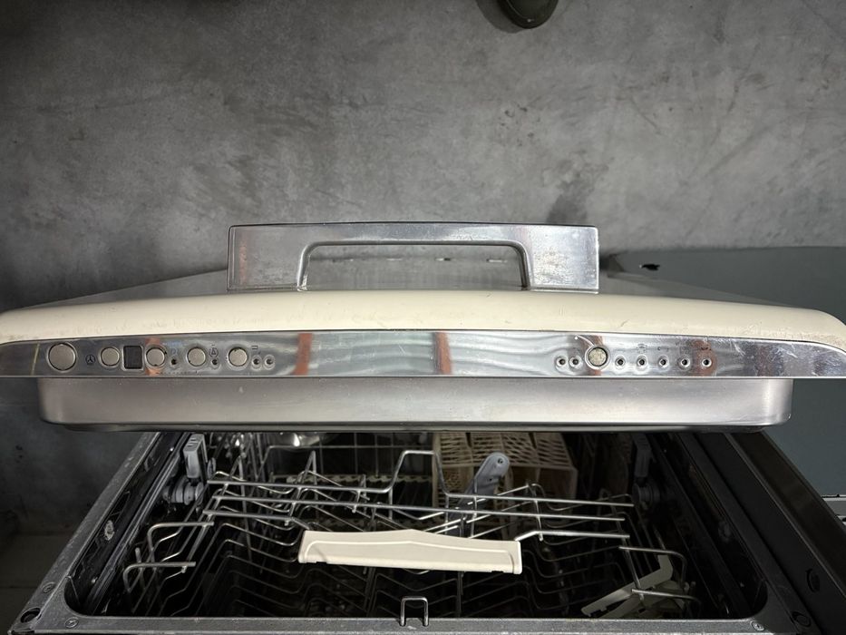 Вбудована посудомийна машина SMEG під стільницю,( А120105 )