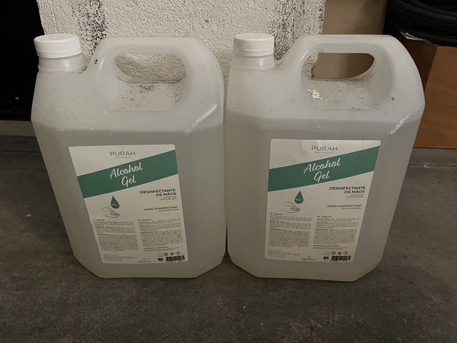 Álcool Gel desinfetante de mãos