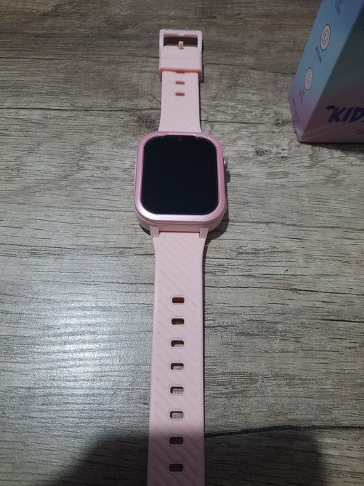 Smartwatch dziewczecy