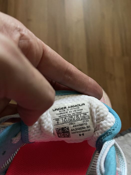 Кросівки Under Armour