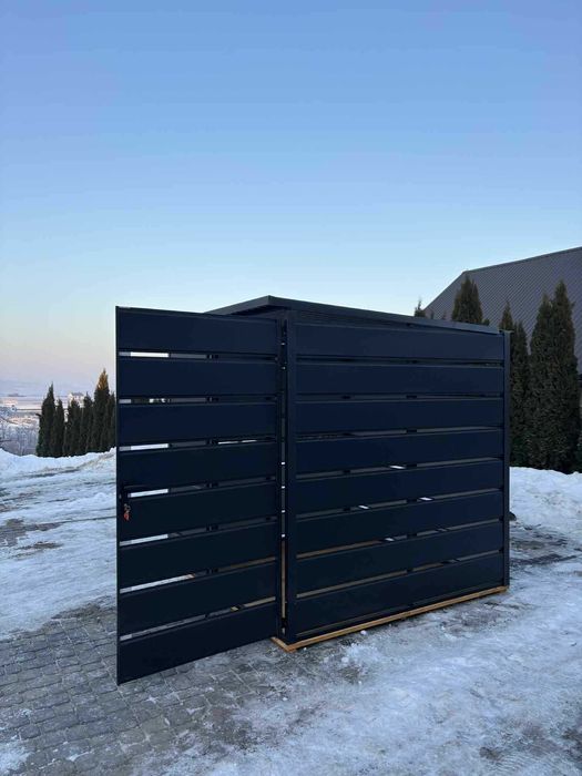 Schowek narzędziowy do ogrodu pomieszczenie gospodarcze !