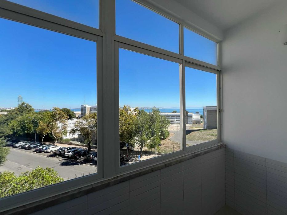 Apartamento T2 em Paço de Arcos