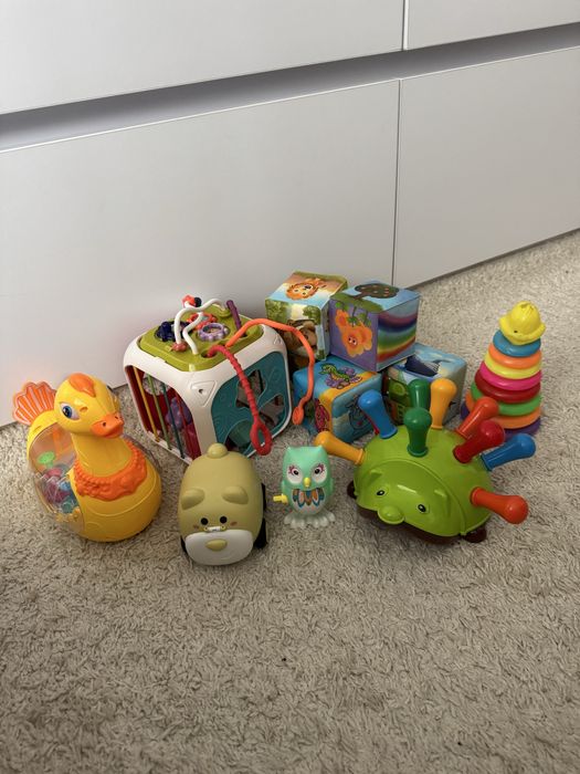 Іграшки для малюка 6-24 міс