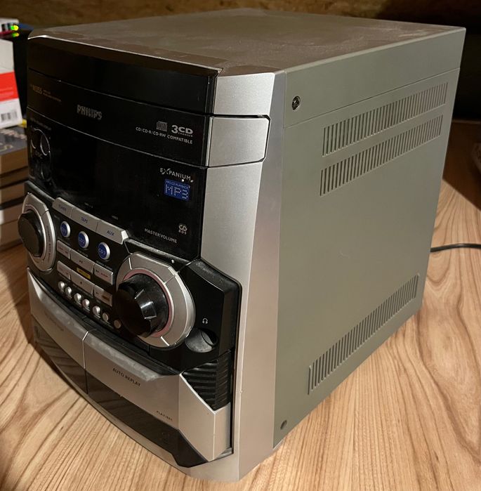 Philips M355 z oryginalnymi głośnikami