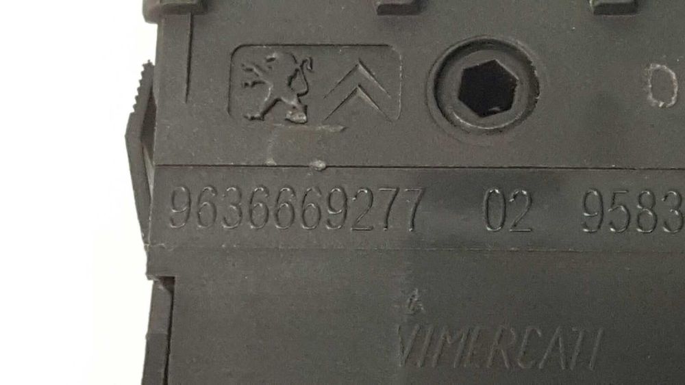 CONTROLE DE AJUSTE DE LUZES PEUGEOT 308 ACTIVE