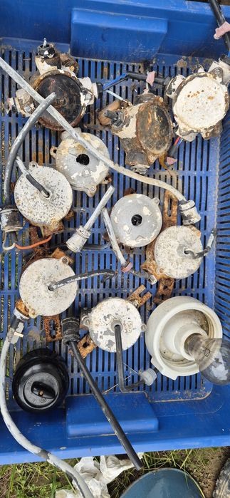 Stara puszka elektryczna metalowa prl loft