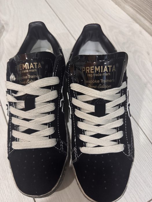 Продам кросівки Premiata
