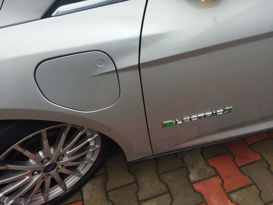 Ford Focus E-Lectric 2018 рік 33 кВт