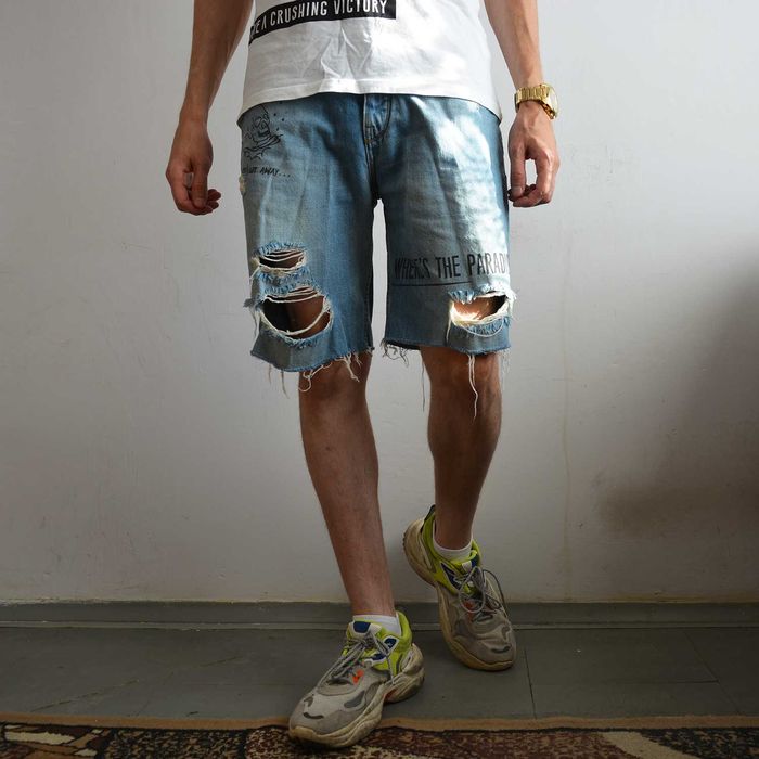 Krótkie spodnie Pull&Bear EUR40 MEX31 S dziury postrzępione z nadrukami frędzle