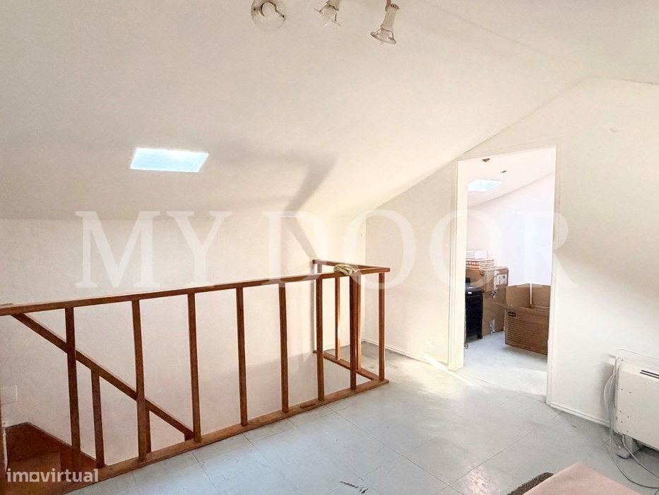 Apartamento p/ Arrendar T2 - DUPLEX- Olivais