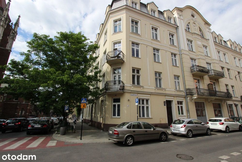 BEZPOŚREDNIO –  28.40m2, + balkon 1.70m2, winda