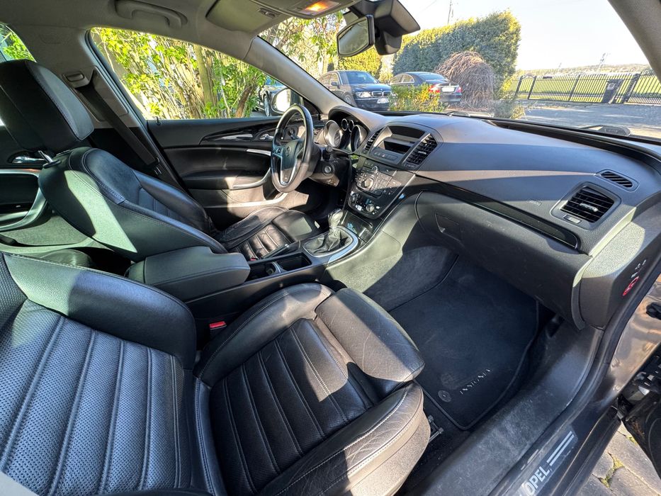 Opel Insignia 2.0 T