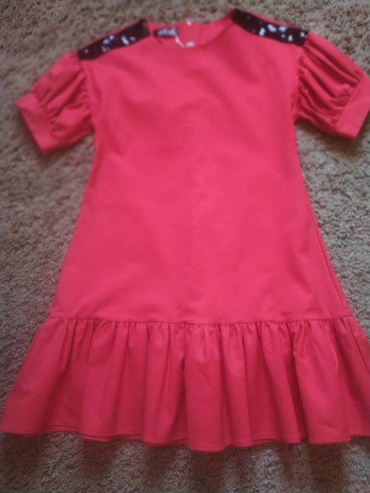 Плаття червоне плаття