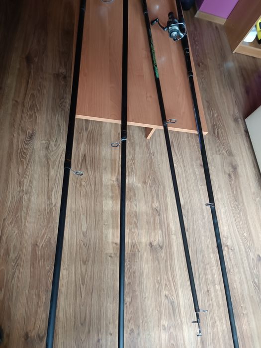 Wędki teleskopowe z kołowrotkami