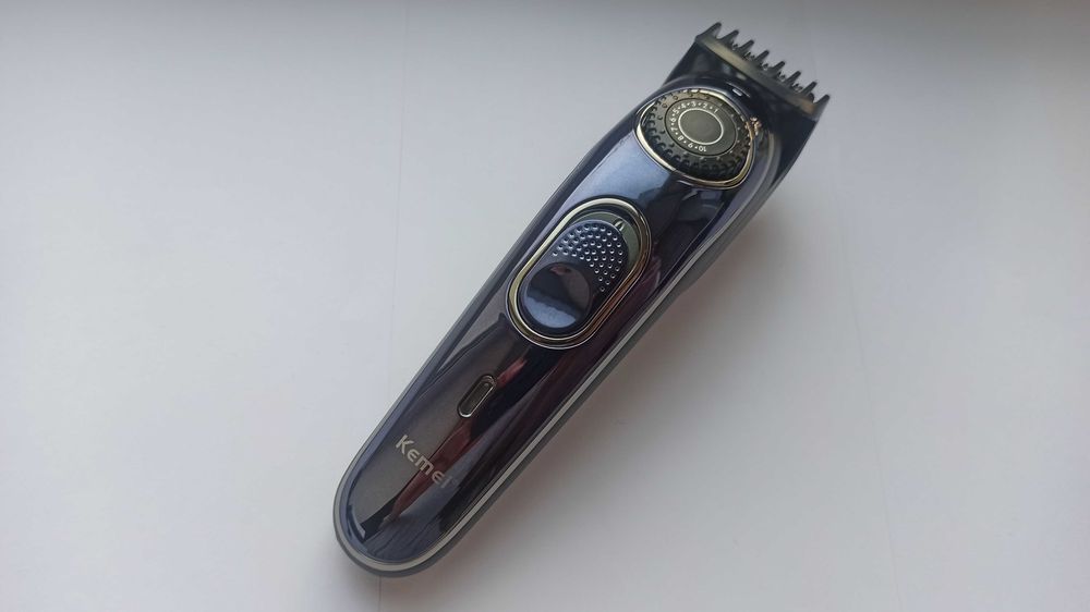 Машинка для стрижки Kemei KM-1256