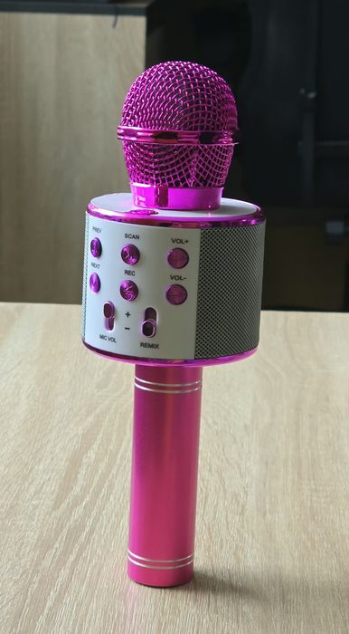 Mikrofon z modulatorem głosu
