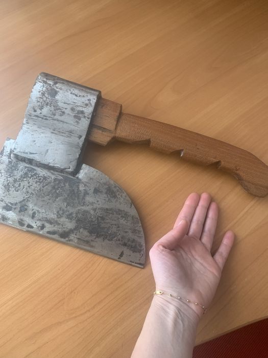 Топор мясника из стали
