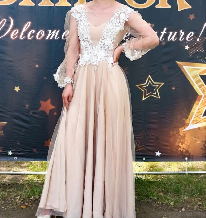 Продам сукню на випускний